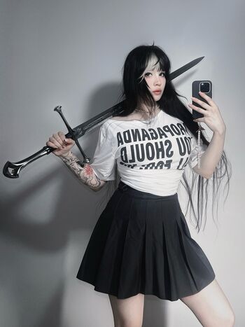 Full leaked Shini waifu page private onlyfans photo