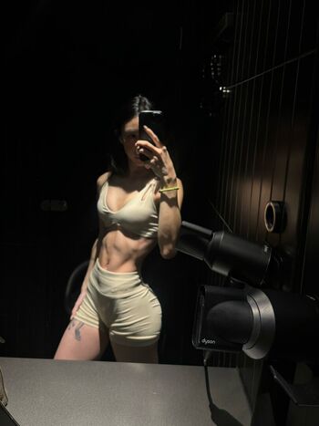Full leaked Shirliz leee private onlyfans photo