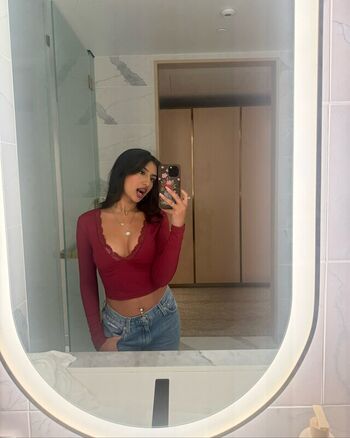 Full leaked Shriya saini page private onlyfans photo