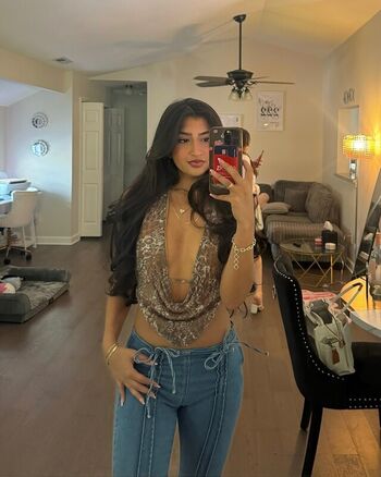 Full leaked Shriya saini page private onlyfans photo