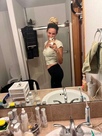 Full leaked Sienna june private onlyfans photo