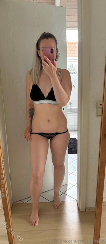 Full leaked Sofiasuprisd private onlyfans photo