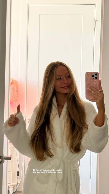 Full leaked Sophia ilysm private onlyfans photo
