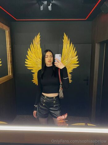 sophiaabelow