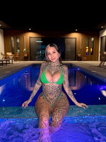 Full leaked Split tongue bri  page private onlyfans photo