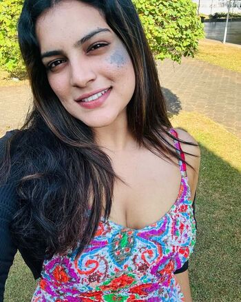Full leaked Sri lanka private onlyfans photo