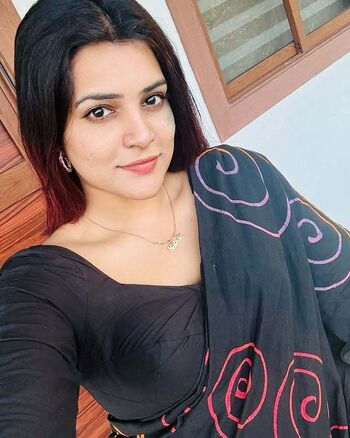 Full leaked Sri lanka private onlyfans photo