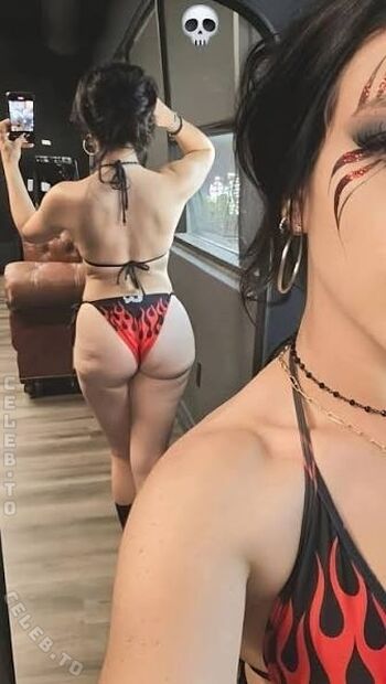 Stephanie Vaquer