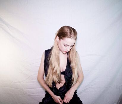 Stevie Wynne Levine