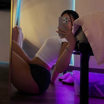 Sua Lee