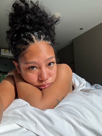 Full leaked Sucking balls private onlyfans photo