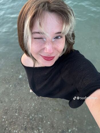 Full leaked Sude elmas private onlyfans photo