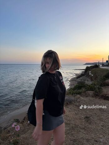 Full leaked Sude elmas private onlyfans photo