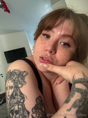 Full leaked Sunny foxy private onlyfans photo