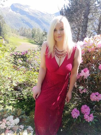 Full leaked Svetapronichkina private onlyfans photo