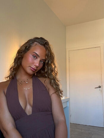 Full leaked Swedish girls page private onlyfans photo