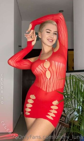 Full leaked Sweetieluna private onlyfans photo