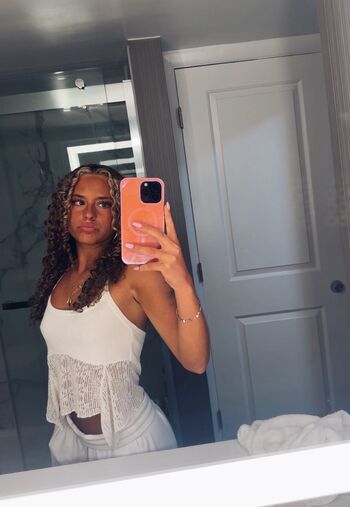 Taylor Barnett