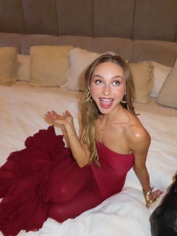 Full leaked Taylor hudson page private onlyfans photo