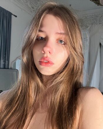 Full leaked Fabilive/ private onlyfans photo