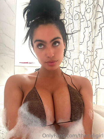 Full leaked Thecaligirl private onlyfans photo