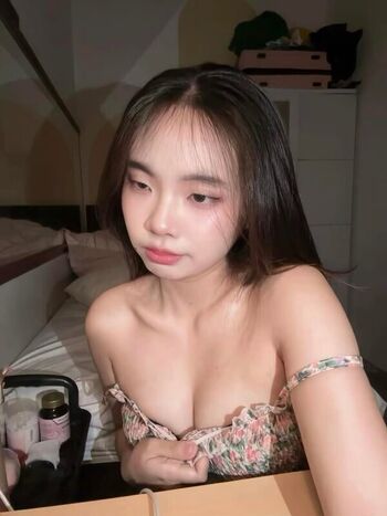 Full leaked Theresiaacn private onlyfans photo