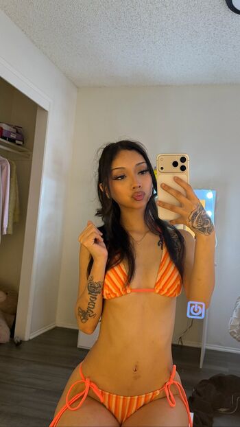 Full leaked Theyenvyyalexis private onlyfans photo