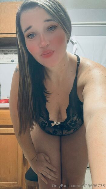 Full leaked Thick princess private onlyfans photo