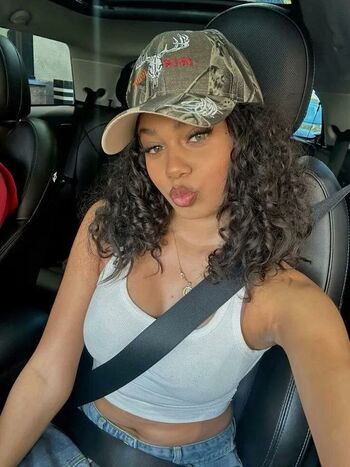 Full leaked Tiannaann private onlyfans photo