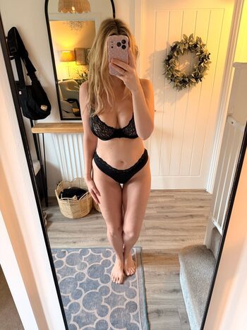 Full leaked Tillyandjamie private onlyfans photo