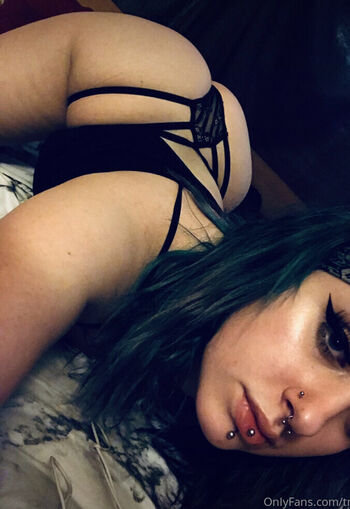 Full leaked Trinityxslaughter private onlyfans photo
