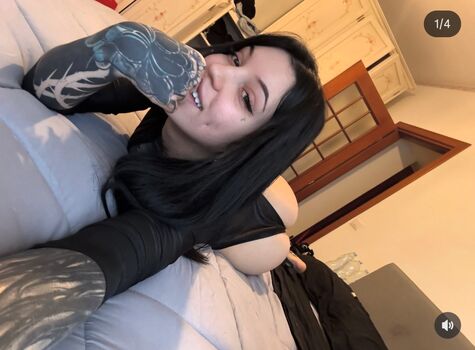 Full leaked Trippyzzz private onlyfans photo