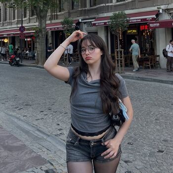 Full leaked Turkish girls page private onlyfans photo