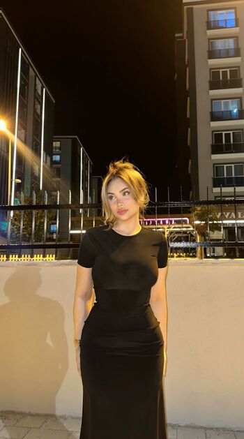 Full leaked Turkish girls page private onlyfans photo