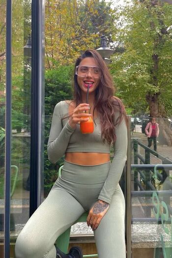 Full leaked Turkish girls private onlyfans photo