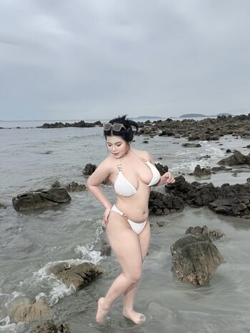 Full leaked Umikoumii private onlyfans photo