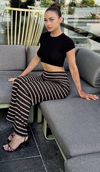 Full leaked Unecarosportive private onlyfans photo