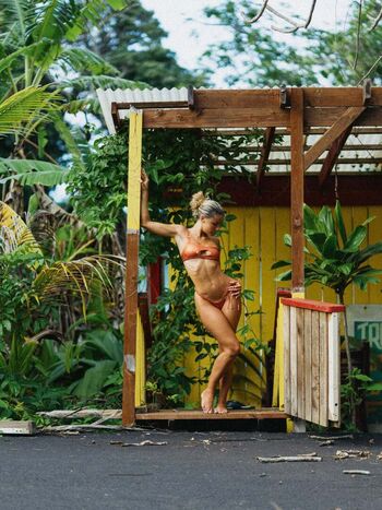 Full leaked Vaea brazier page private onlyfans photo