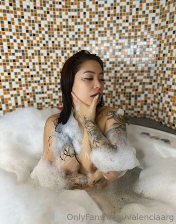 Full leaked Valencia onzz private onlyfans photo