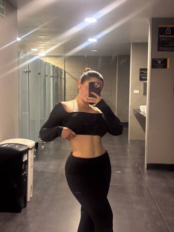 Full leaked Valerie private onlyfans photo