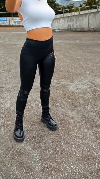 Full leaked Vanass private onlyfans photo