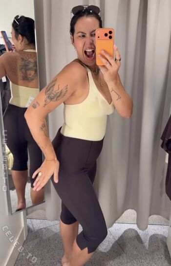 Full leaked Vendewaa private onlyfans photo