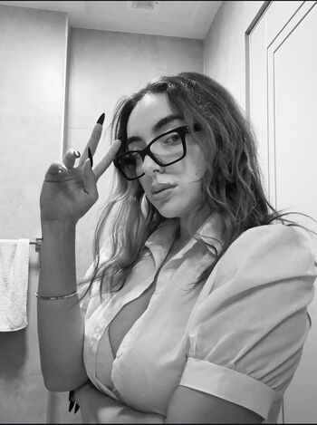 Full leaked Vibezgizem page private onlyfans photo