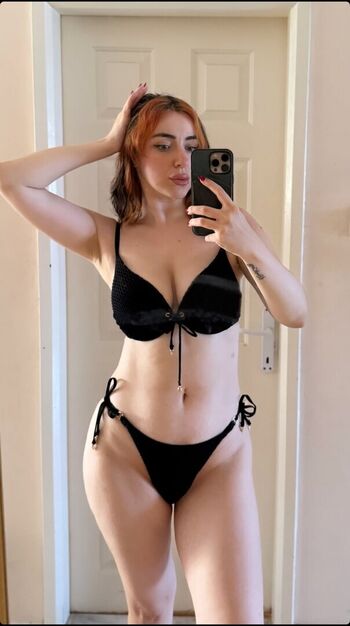 Full leaked Vibezgizem page private onlyfans photo