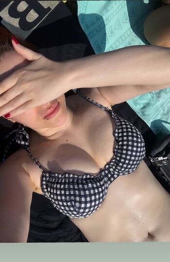 Full leaked Vibezgizem page private onlyfans photo