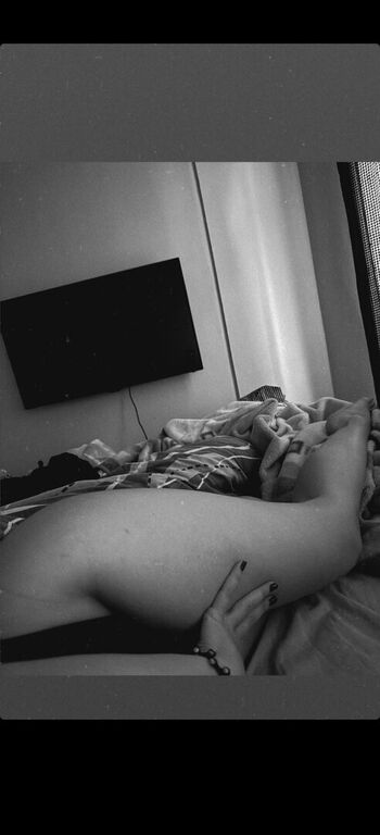 Full leaked Vibezgizem private onlyfans photo