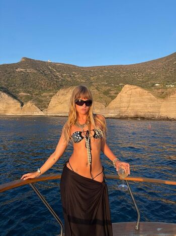 Full leaked Victoria de angelis  page private onlyfans photo
