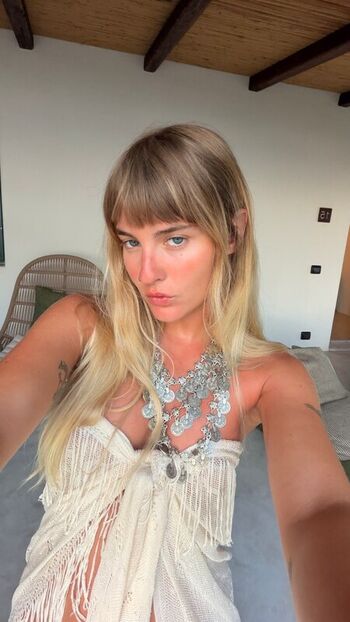 Full leaked Victoria de angelis  page private onlyfans photo