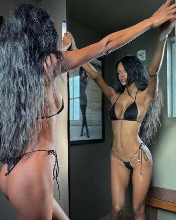 Full leaked Vinetrria vinetria page private onlyfans photo