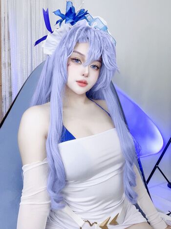 Violet Airis